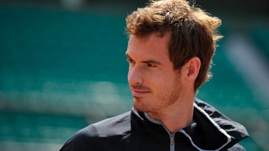 ITVSport's tweet photo. How many Brits will win at Roland Garros today? Vote using #0Brits, #1Brit, #2Brits http://t.co/Q3hkZPY3pi http://t.co/PSlR4IDjXk
