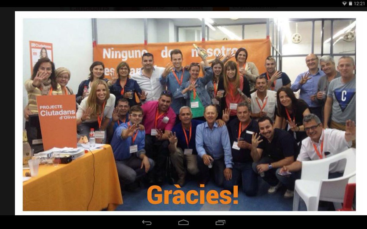 ProjecteCsOliva's tweet photo. Gràcies a vosaltres, hui som 4 regidors per a canviar Oliva! http://t.co/BbSPgfASoM