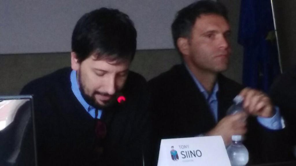 AlloSteri's tweet photo. #trafficO2 http://t.co/8R2INORtUs