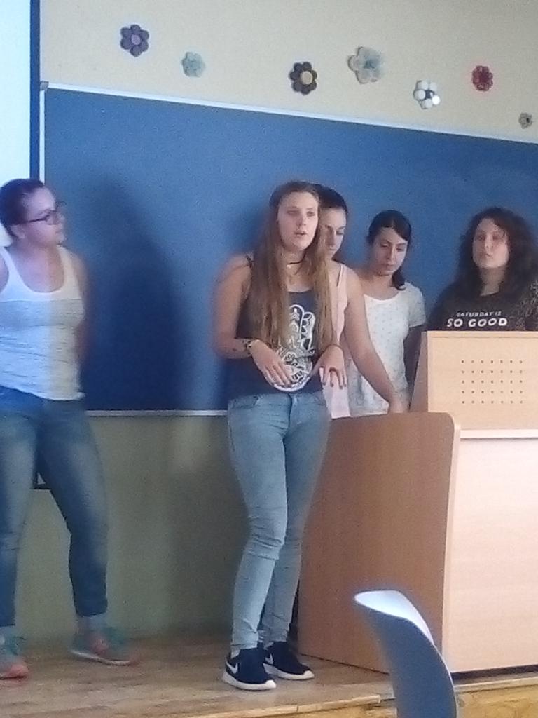 MariaHumanes tweet picture