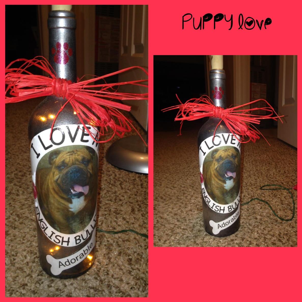 holysalchow's tweet photo. #InstaSize #light #lamp #englishbulldog #dog #winebottle http://t.co/vI1xOVfYrZ