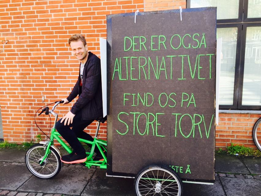 Der er også <a href="/alternativet_/">Alternativet</a> - find os på Store Torv i Århus. #dkpol #fv15 #vielskercykler