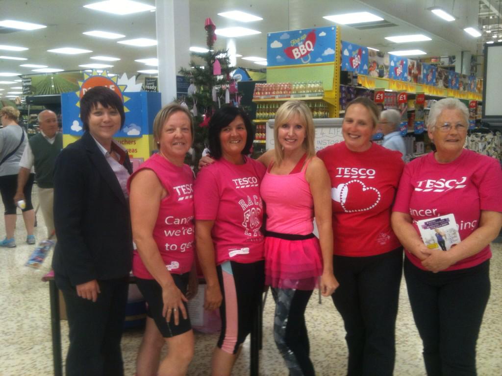 Curves ladies fitness centre helping tesco extra support race4life <a href="/huwc68/">HC</a> @Lynn__Young