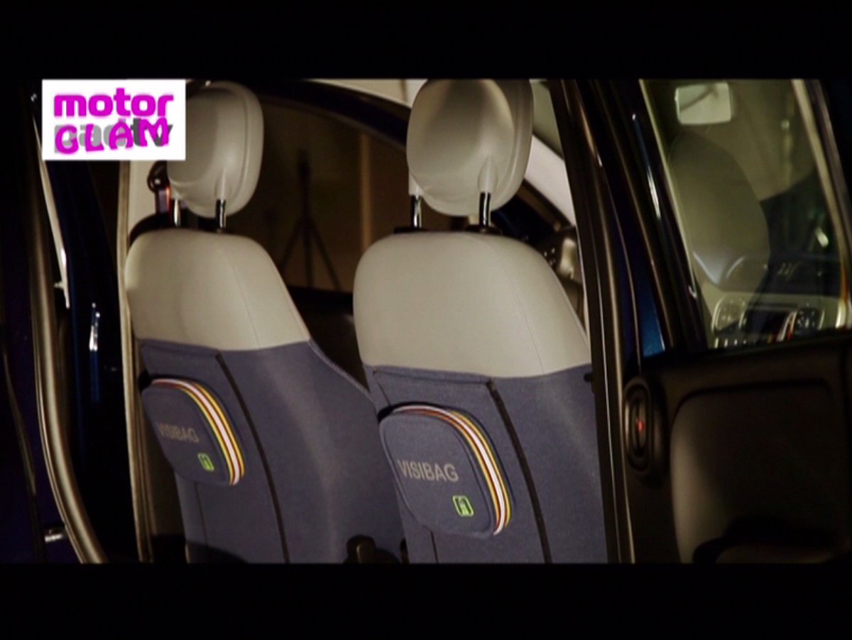 Motor_Glam's tweet photo. La nuova #Fiat #PandaKway in giro per #Milano
videoclip su https://t.co/p6mMUDOzbQ

@fiatontheweb @kway_official http://t.co/1Gd6FOuDS7
