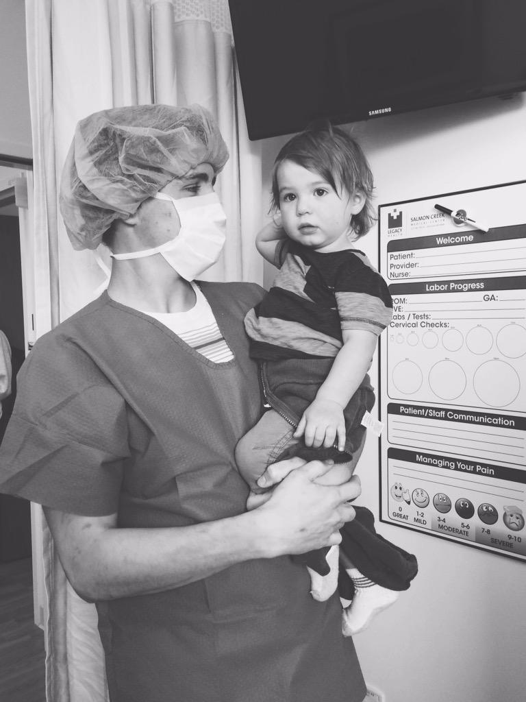 hannahjo94's tweet photo. Here she goes into surgery! I can't wait to meet you Titus John!! http://t.co/Fk7ai2ck78