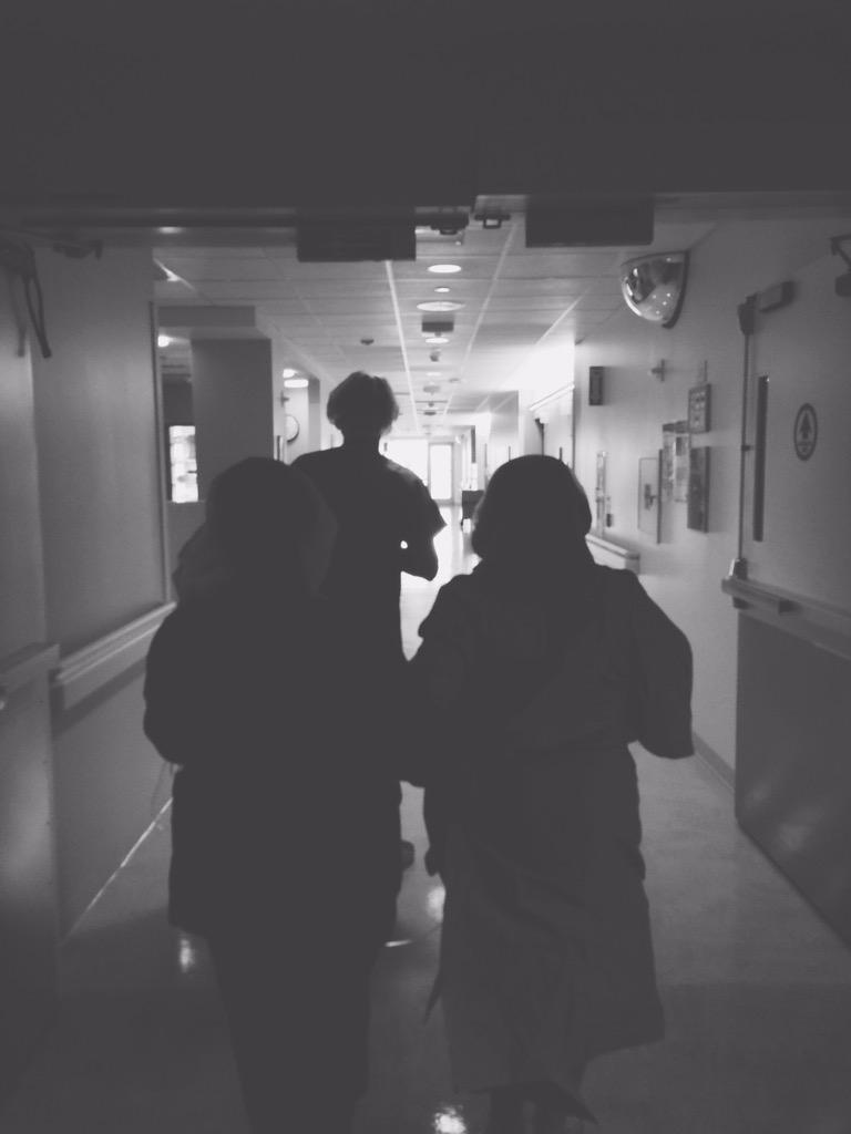 hannahjo94's tweet photo. Here she goes into surgery! I can't wait to meet you Titus John!! http://t.co/Fk7ai2ck78