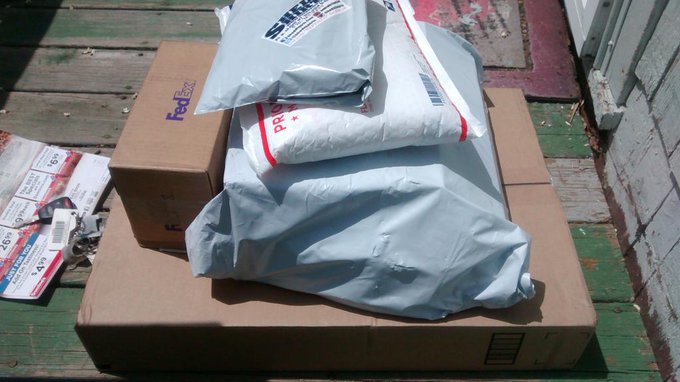 Christmas in may! :O feeling super excited!! Thank you guys xoxox :D http://t.co/cXiOW0JzdJ<a href="/tag/webcamcommandos"class="tags"><span>#webcamcommandos</span></a>