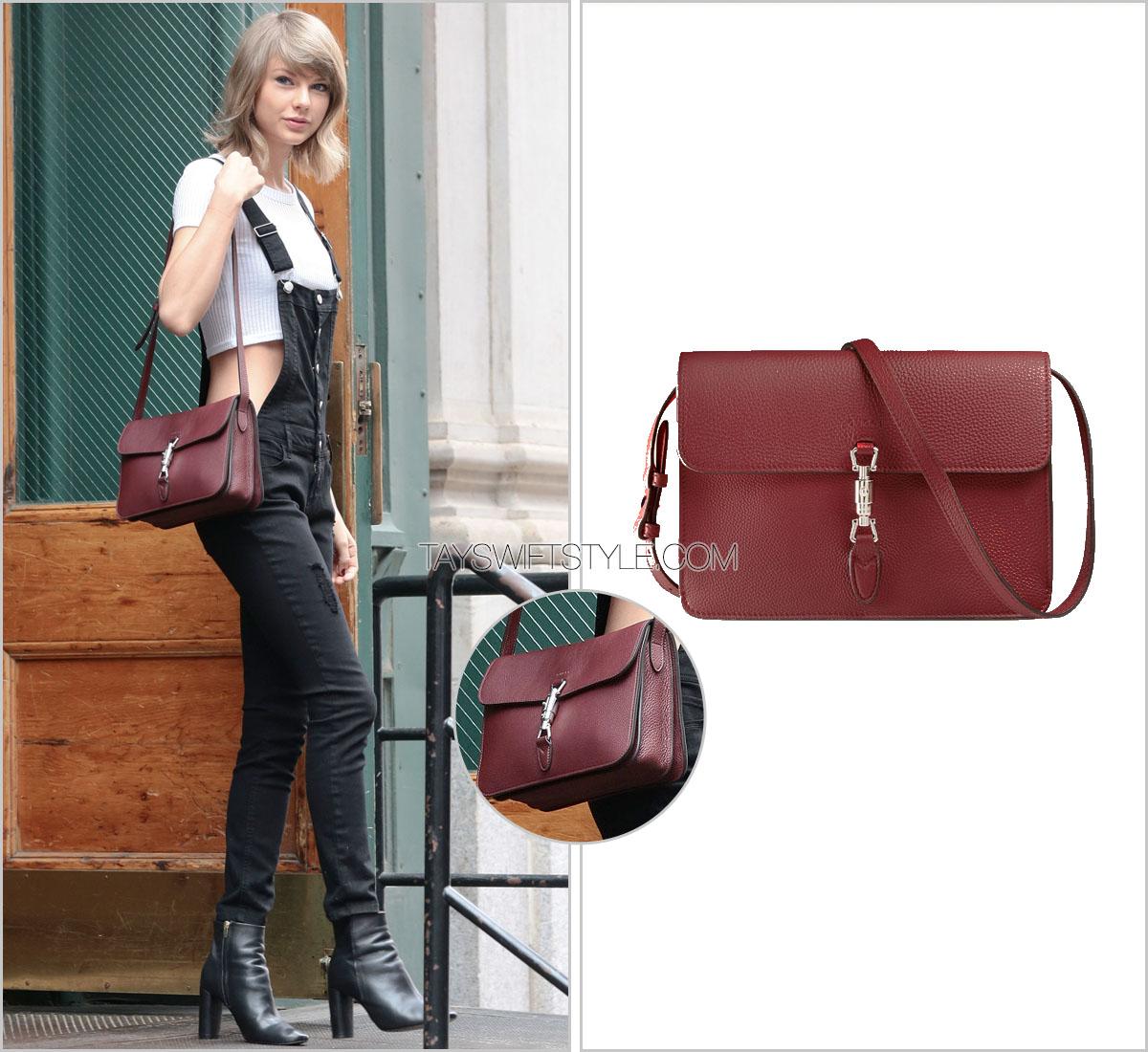 Sarah Chapelle on X: Taylor Swift carries @gucci bag — May 28, NYC.    / X