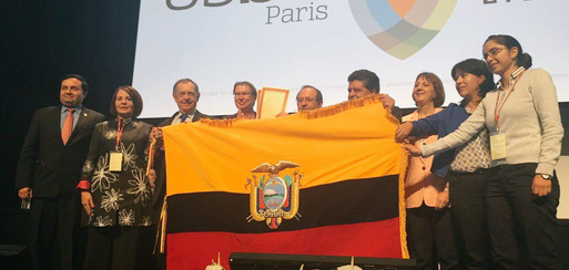 GamaNoticiasEc's tweet photo. Ecuador recibe certificado de país libre de fiebre aftosa  ►http://t.co/798DYAJYSv http://t.co/2rnzxYL2wS