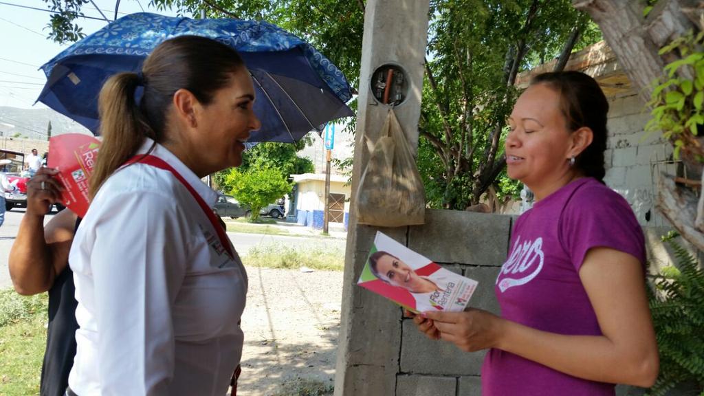 florrent's tweet photo. ¡Estamos en la Eduardo Guerra!
¡Con tu voto este 7 de Junio llegaremos a la Victoria!
#YoConFlor
#VotaPRI
#D5 http://t.co/JzkW8qK7a8