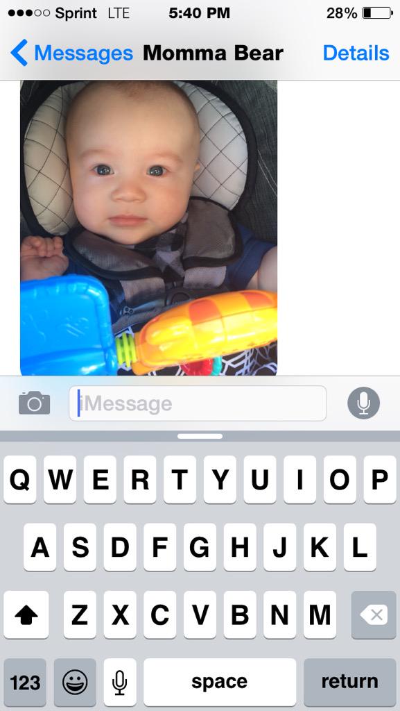 kaylamariahhh's tweet image. During the ceremony my mom kept sending me pictures of my nephew to get me through the wait 🙌 #hsgraduate