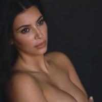 CollegeNewss's tweet photo. New LEAKED nude photos of Kim Kardashian >> http://t.co/9OHFVjp26H << http://t.co/eXigyE6u8B
