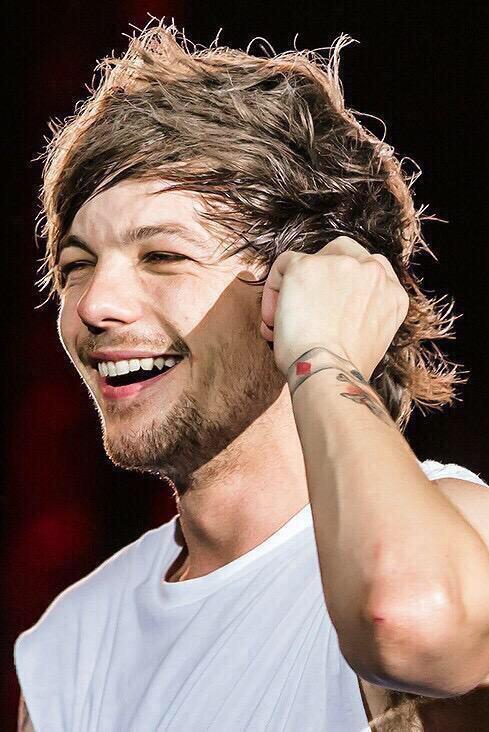 zouisclarity tweet picture