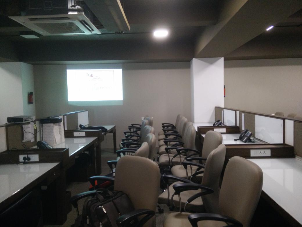 mehtadhaval07's tweet image. It has begun... We are ready.... Are you? Join us at #io15ahmedabad
#javameetup