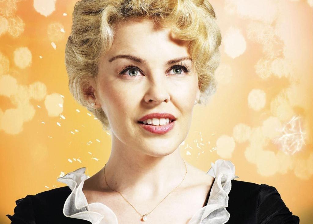 WhovianNet's tweet image. Happy Birthday to two awesome #DoctorWho companions who unfortunately never were, Carey Mulligan and @kylieminogue!