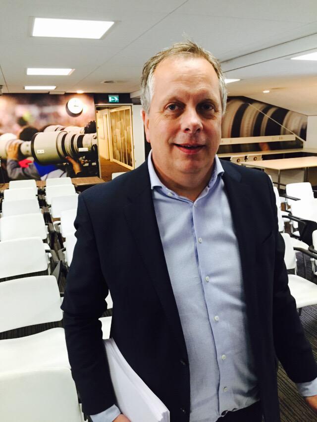 BotlekBusiness's tweet photo. Bestuur arriveert in De Kuip @BotlekBusiness Club #alv #Netwerkbijeenkomst http://t.co/rlUlvFKAW6