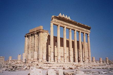 In Syria, ISIS apparently spares Palmyra’s stunning ruins -- for now @ZachZorich news.sciencemag.org/archaeology/20…