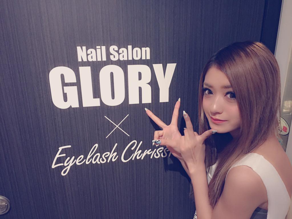 ⏩ブログ更新！ おNEWネイルさん💅🏻 夏に向けて！♡ 見てちょ(•ө