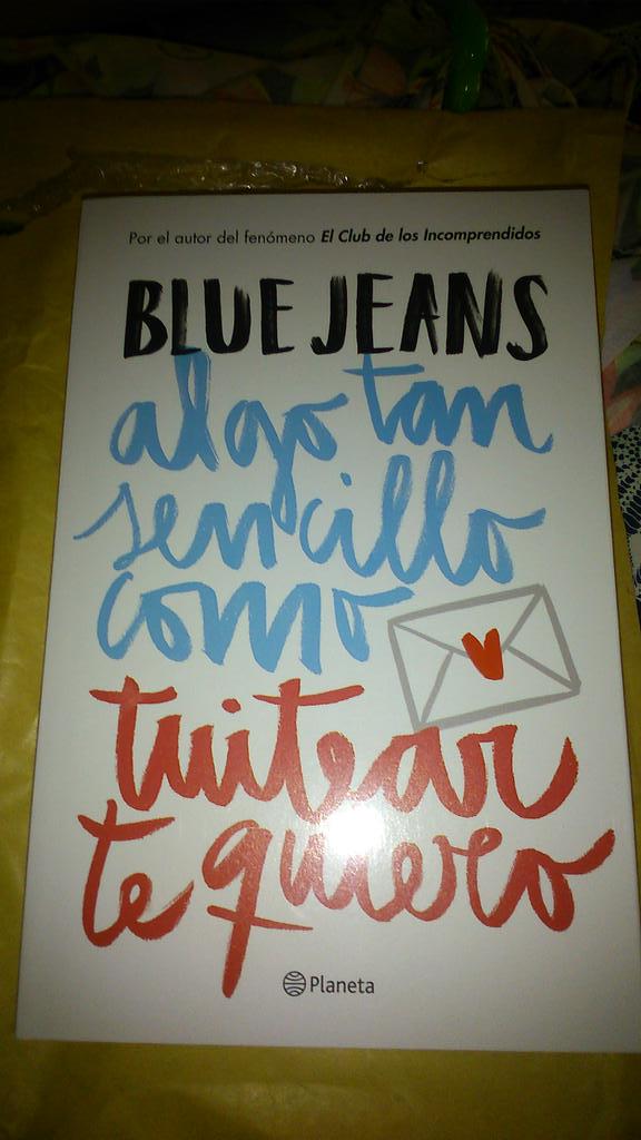 _LittleAlba's tweet photo. Por fin es mio @FranciscodPaula 😍😍 no veo el momento de poder empezar a leerlo 💕💕 http://t.co/zpxGwuTunM