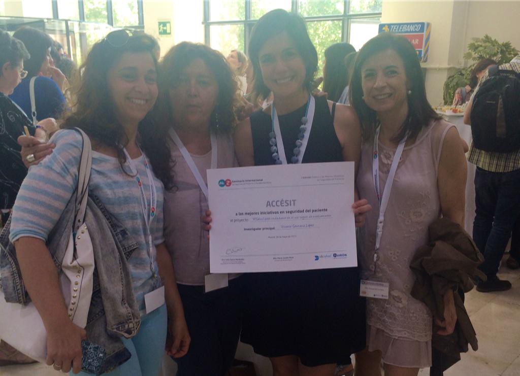 VirgiForero's tweet photo. Enhorabuena @atitram y el accésit "Msalud para ciudadanos uso de medicamentos" @vicensantana @practicaseguras #SegPac http://t.co/PnUdpcfKZj