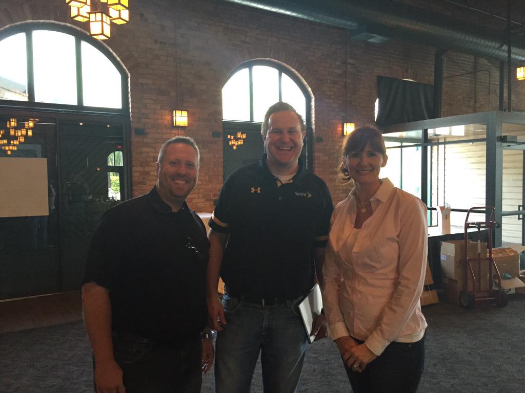 MinnNorthStar's tweet photo. Let's get this party started #mspworldclass @SprintCentral @JLeRoy01 http://t.co/r0LIQgwuyu