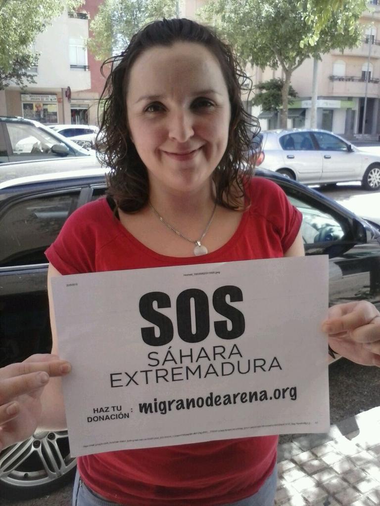 SOSEXTREMADURA's tweet photo. #SOSEXTREMADURASAHARA Cristina dando su apoyo para que los niños saharauis vengan este verano.
http://t.co/JbiAUlX1kf http://t.co/Bl8IFpjOSK