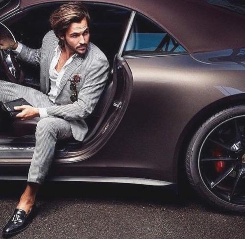 You can't buy class but you can buy everything else. #Bossluxury Services buff.ly/1HoQIFD