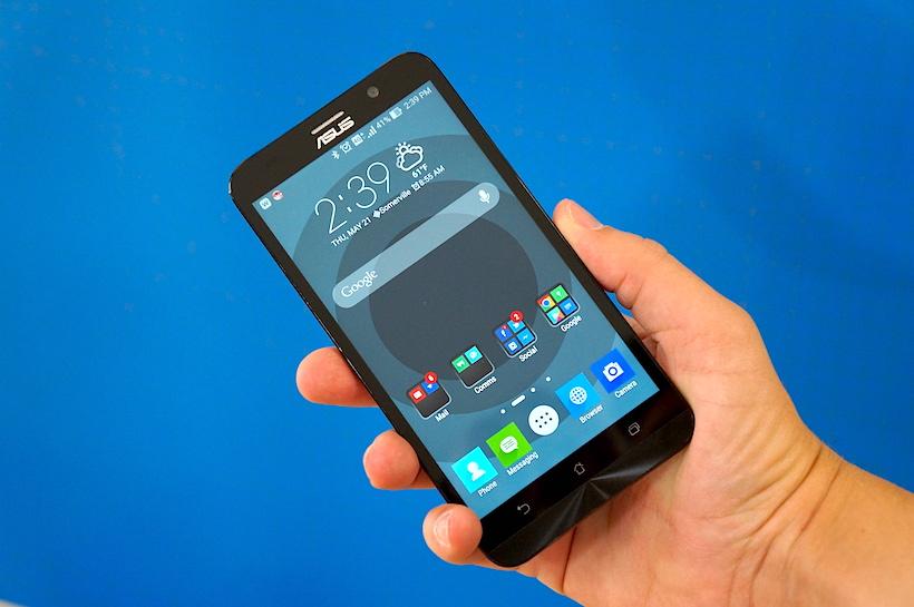 Captain2Phones's tweet photo. If you don't like the #ZenFone2, you're expecting too much from a $300 phone. Our review:

http://t.co/w1lX4smXXg http://t.co/NkGcdmC1Ap