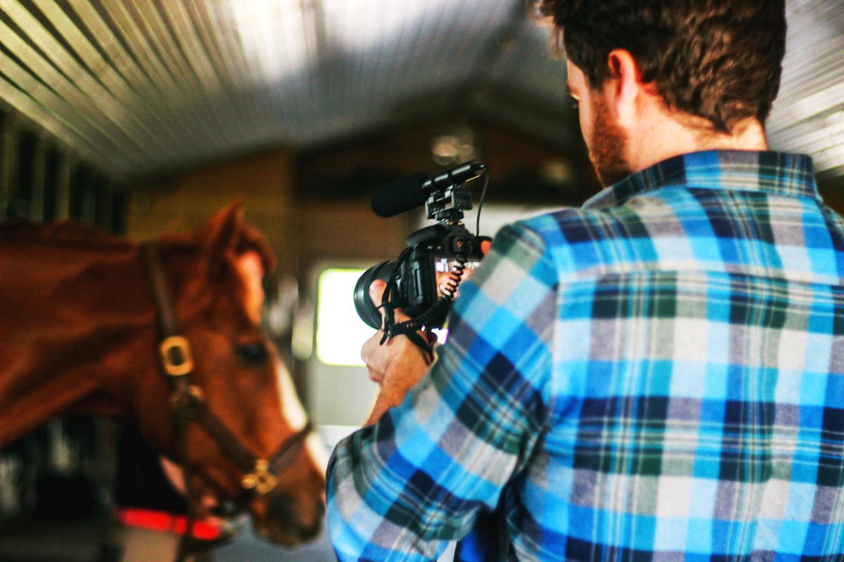 RespecTheProces's tweet image. #RespectingTheProcess video &amp;amp; photo session for a local start-up working out of the @Communitech hub called SeeHorse!
