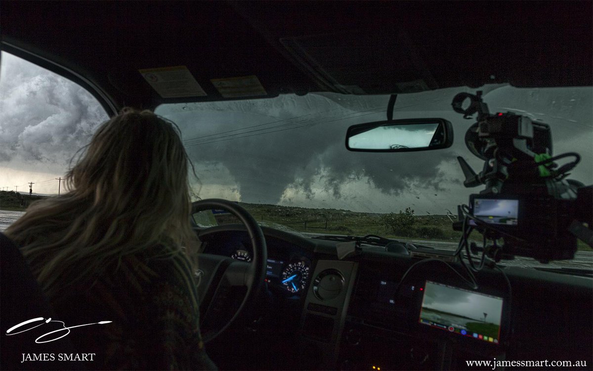 jamessmartLP's tweet photo. Out chasing with @BasehuntersColt &amp; @WeatherHill near Canadian, Texas scored this cracker of a tornado!
#wx #tornado http://t.co/A59M8RVACi