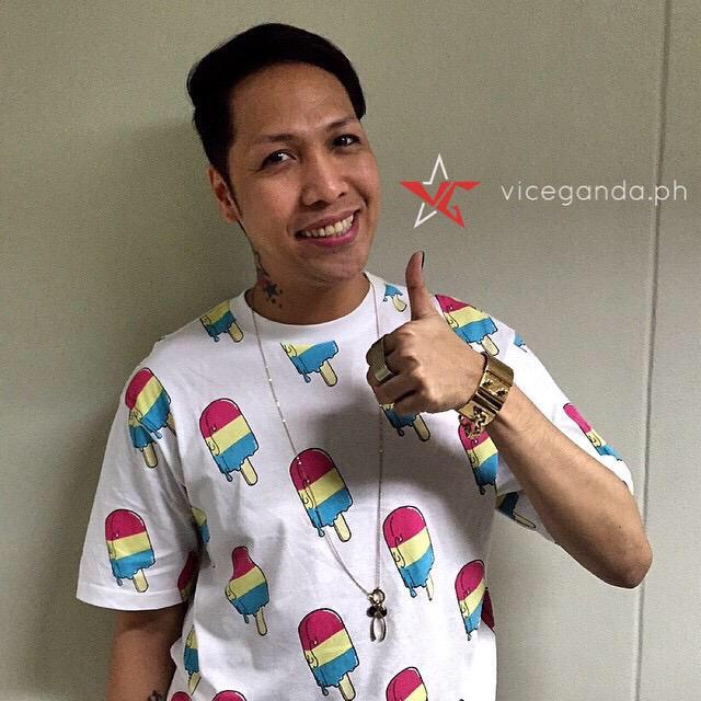 JereMazingOFC's tweet photo. RT if you LOVE and RESPECT Vice Ganda! 💕 http://t.co/0bA5s8y11P