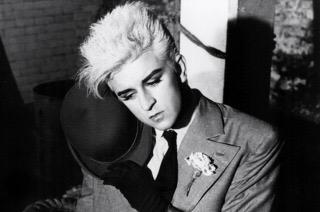 Steve Strange 

( V of Visage )

Happy Birthday !!!

28 May 1959~
12 Fev 2015
Aged 55

RIP!!!

New Romantics Pioneer 