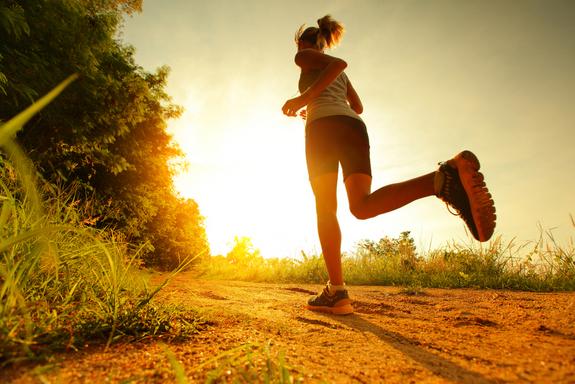 grantwood's tweet photo. Hydrated? #TuneBand®? Check. Tips for staying out of 
trouble running in the summer heat--->http://t.co/fYWE45ZZHg http://t.co/V7ob9bnJnh