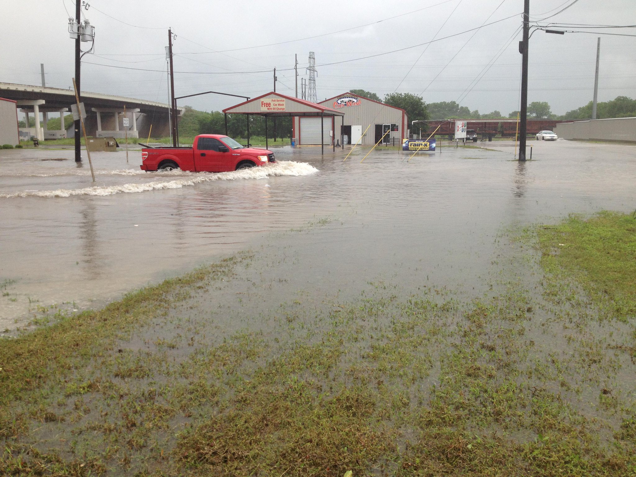 Photo Flash flooding in Gainesville, Texas wfaachannel8