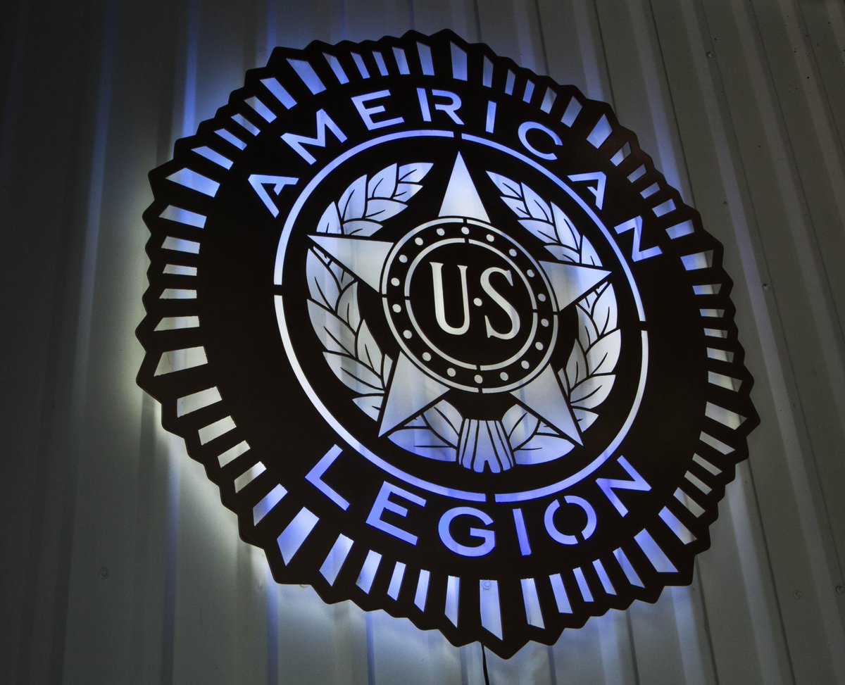 Old_Jim_Customs's tweet photo. @AmericanLegion Members- OJC has your officially licensed steel LED signage ready for you! http://t.co/kFs6houOsN http://t.co/80jTGO3705