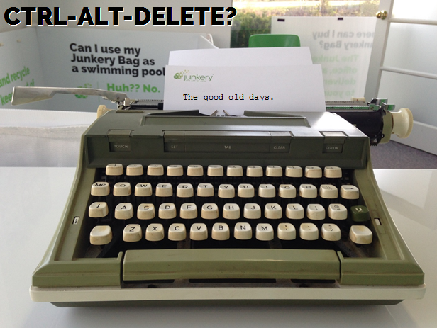 TheArtofJunk's tweet photo. #TBT How fantastic is this @SearsCA 1970s/1980s era #typewriter!! Where is the Delete key?? #Junkery http://t.co/zbukgeQ81z