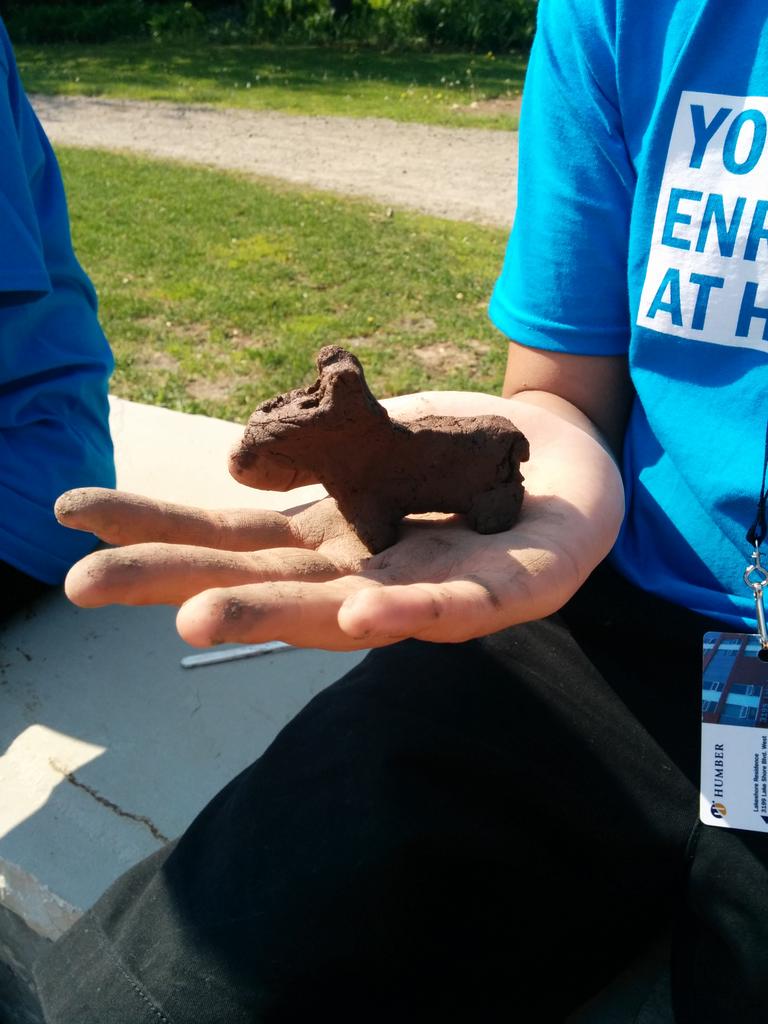 YEAHumber's tweet photo. Hitting the dirt outside! Planting trees...@HumberArb #campchoice http://t.co/oGWbRqGurK