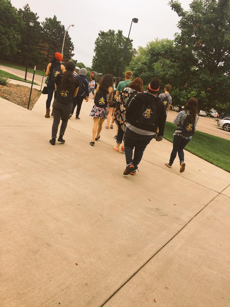 TMShamieceB's tweet photo. Tour time! 💛🌾 #NewShocks15 http://t.co/yoG6kGxx6E