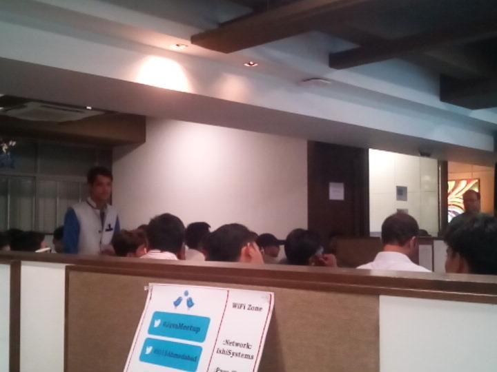 hpAndro's tweet image. Waiting for #Sandwich while listening to Meetup group Co-hosts of different Meetups  #JavaMeetup #IO15Ahmedabad