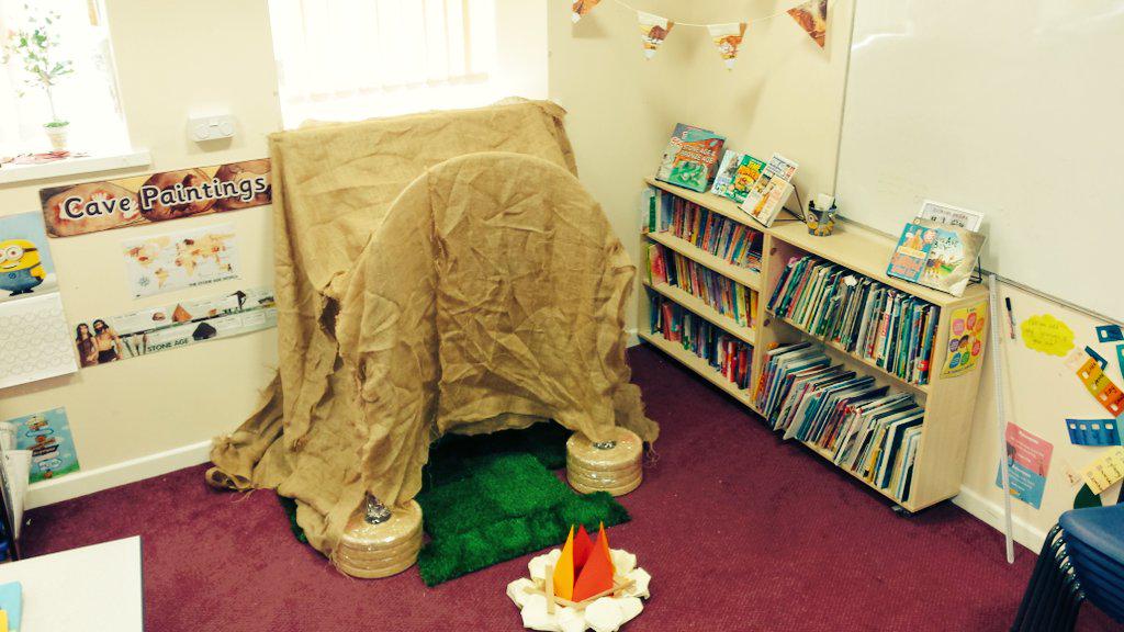 Mrs_Edington's tweet image. All ready for our new Stone Age topic 'Long, Long Ago' @Waterprimary #historygeek #StoneAge #readingcave