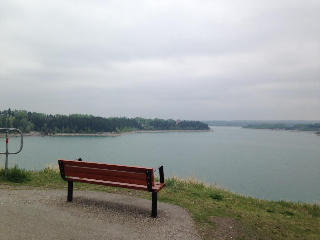 KT_Schimke's tweet photo. Beautiful morning, despite the fog! #glenmorereservoir #YYC http://t.co/dpVVZJUVKA