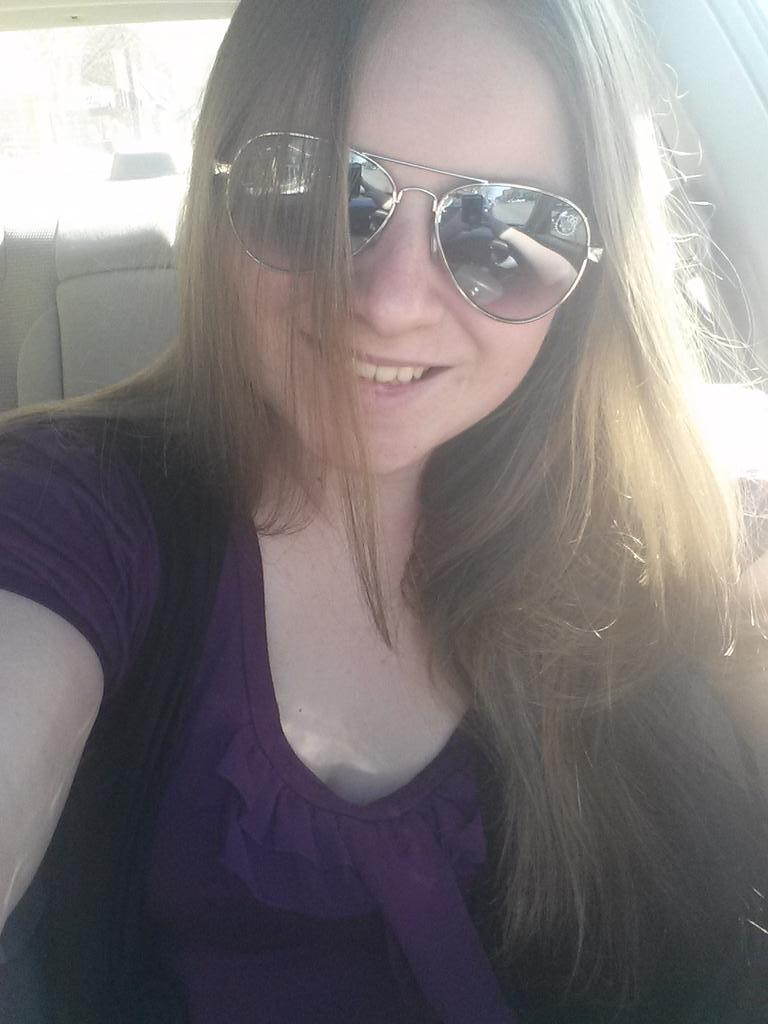 AliceInUndrland's tweet photo. #IWANTTOBEALELAKANGEL @lelakangels http://t.co/ZV9oSBAW9j
