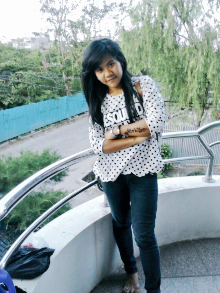 RMharini tweet picture