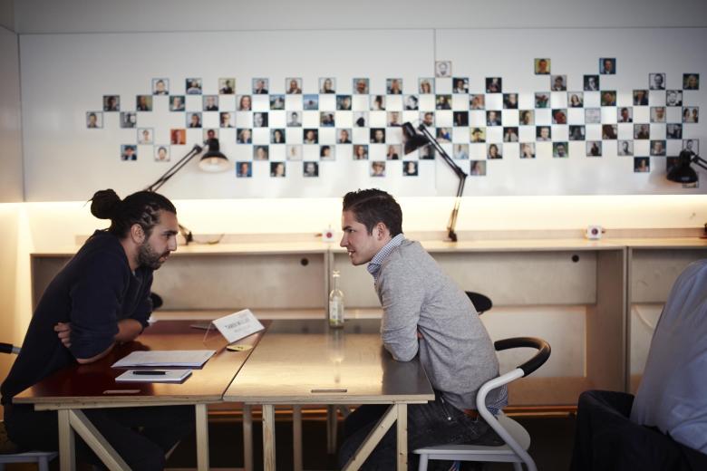 welt_hh's tweet photo. Zehn Gründer, fünf Minuten - der Traum vom eigenen Unternehmen #webfuture15 http://t.co/jbyMtwmISZ @NextMediaHH http://t.co/ul64g2qyP9