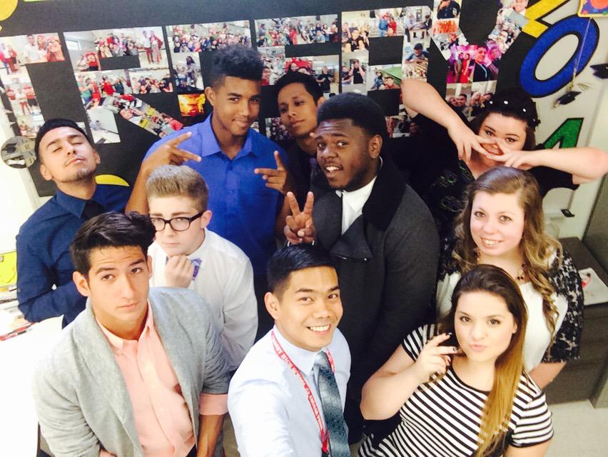 sirkim05's tweet photo. Squad! Dress for success! #period3 #physics #rm201 #crosbyhs http://t.co/kSdS1jcNQq