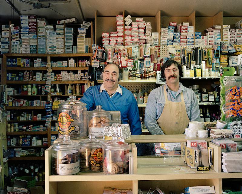 Janet Delaney's photos of #SanFrancisco in the 1970s are now on show at <a href="/deyoungmuseum/">de Young Museum</a>! buff.ly/1EA1v8C