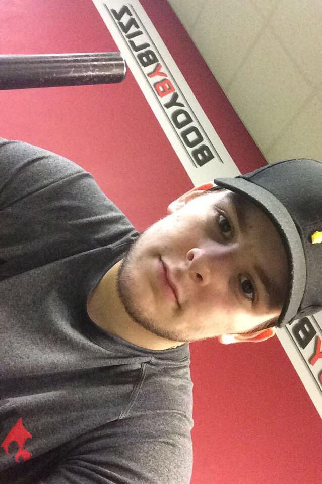 zboriljacob's tweet photo. Last two days of workout before combines 🙏🏿 #BodyByBlizz #Afterburn http://t.co/6qtwL7eIFI