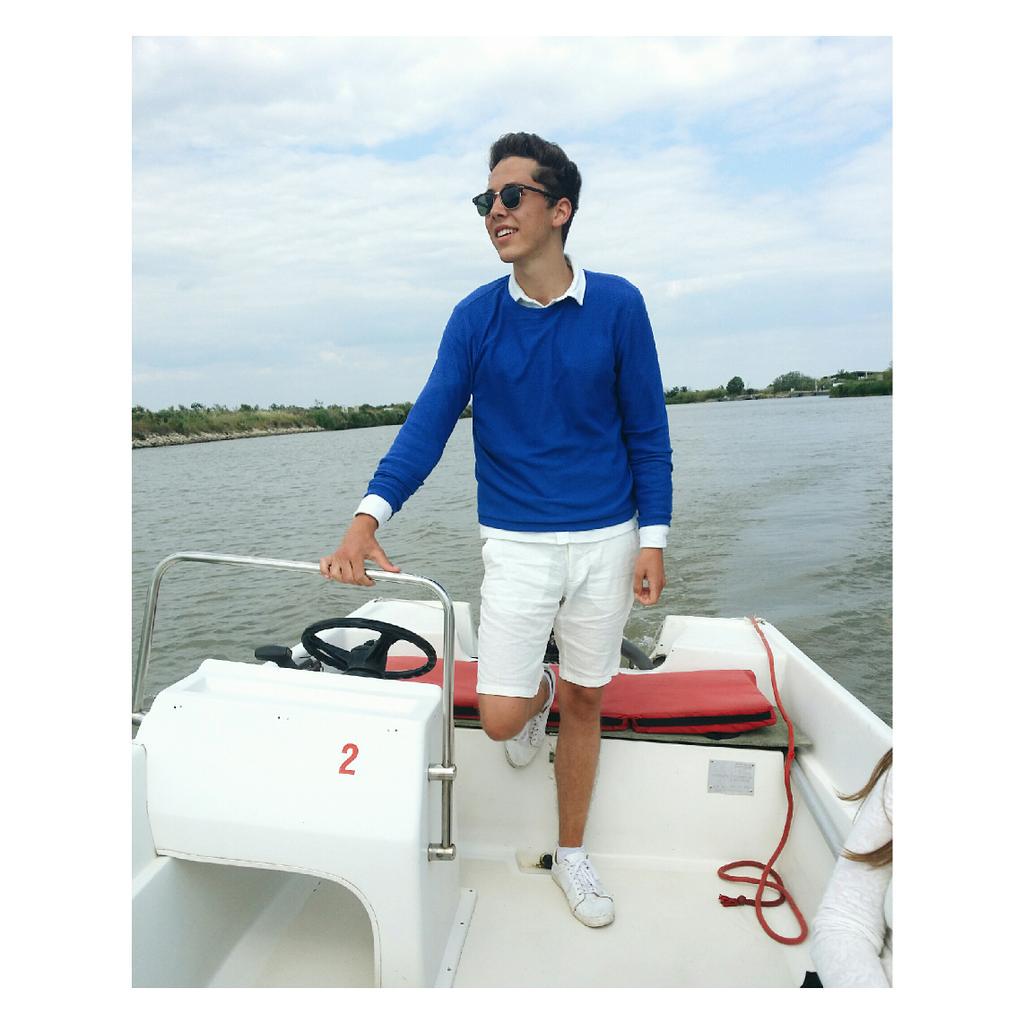 maenuu_'s tweet photo. @Topman #TMLookingSharp http://t.co/KgkIdqFqJ5