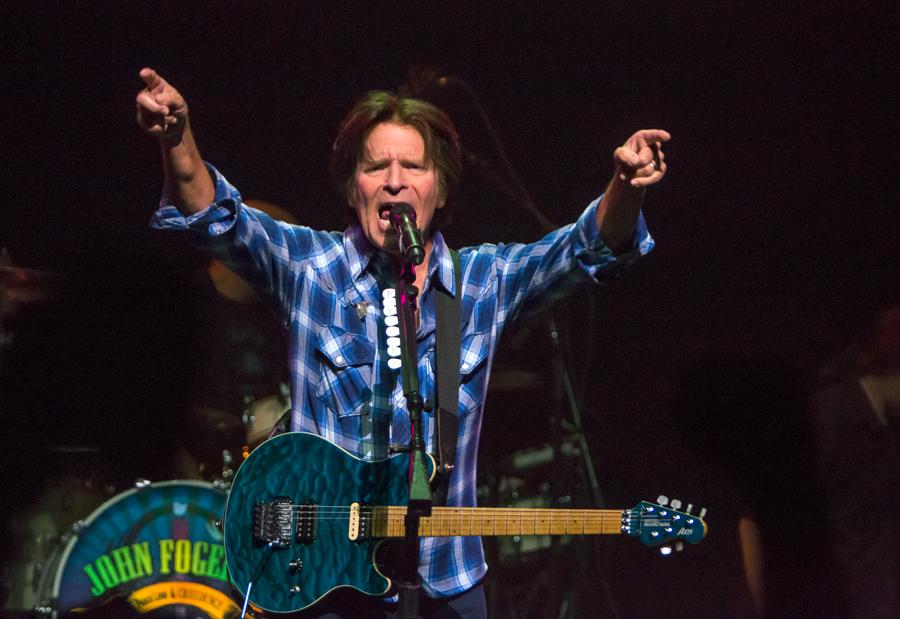 Suena \"Eye of the Zombie\" de John Fogerty para celebrar sus 70 años. ¡Happy Birthday! 