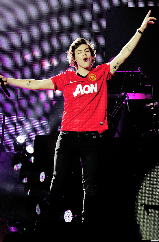 13styls's tweet photo. Manchester, England http://t.co/QJlL6D8aZl